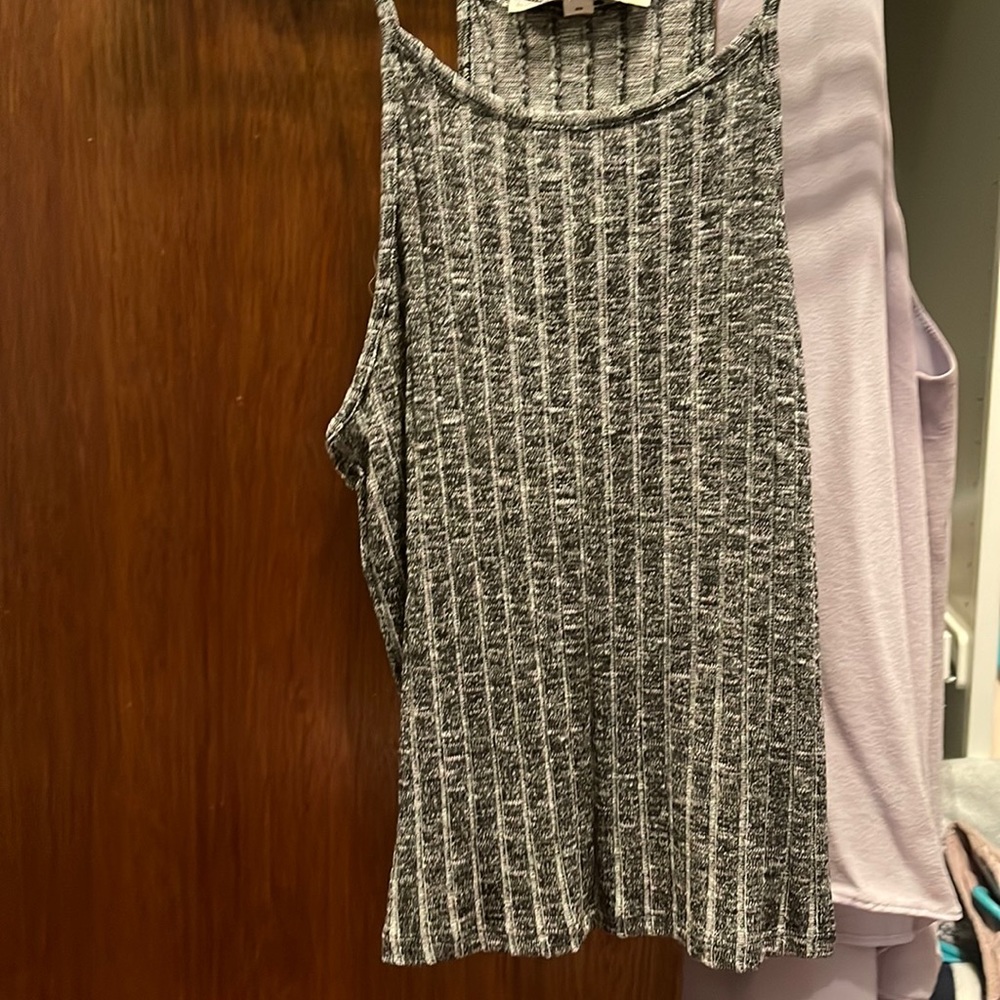 Cropped grey sweater tank from express. Size medium. New with tags.